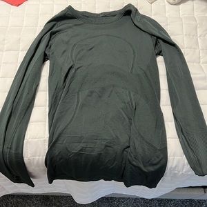 Lululemon green Swiftly long sleeve